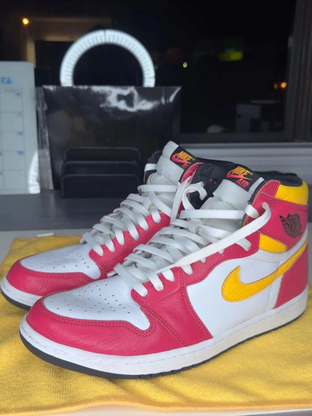 Nike Air Jordan 1 Retro High OG Light Fusion Red - White/Pink/Yellow